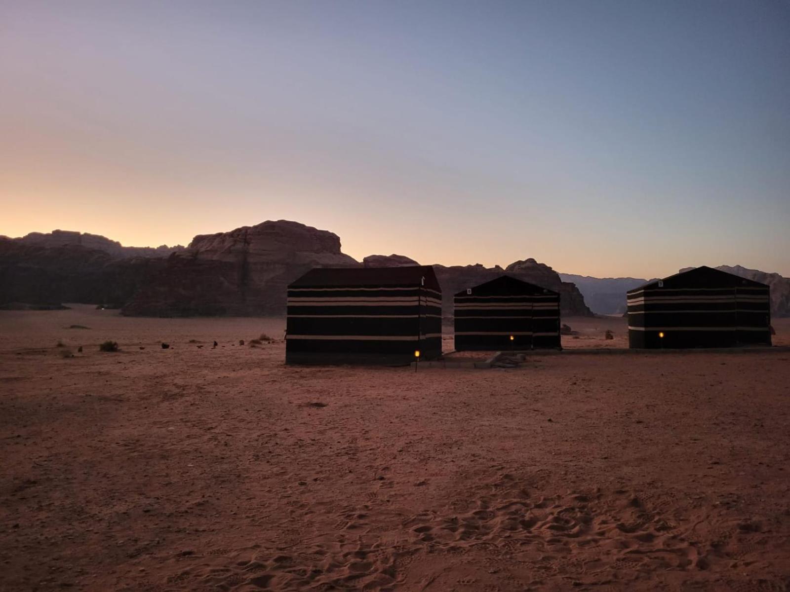 Wadi Rum Desert Heart Camp Exteriör bild